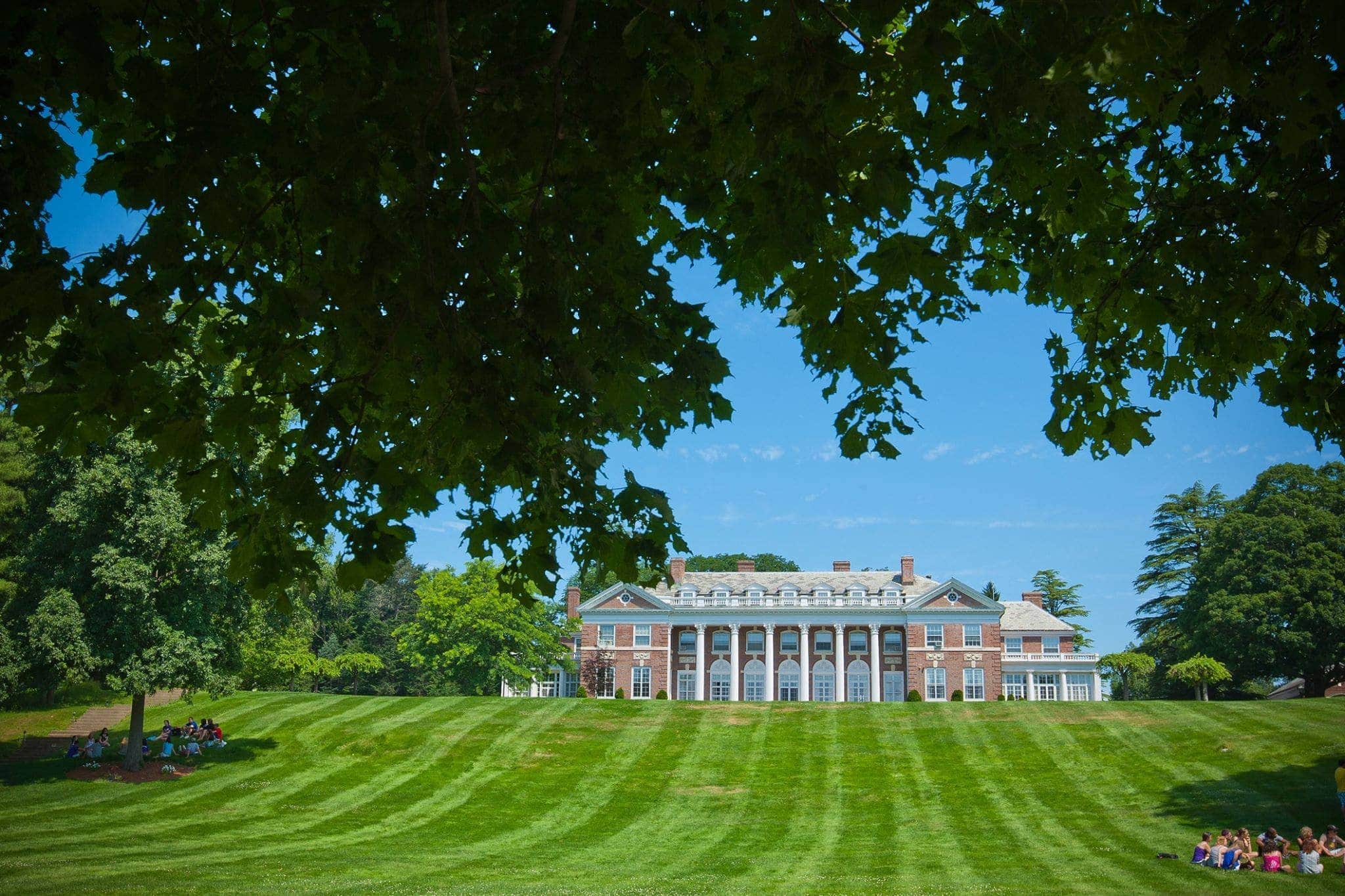 Stonehill College Colleges of Distinction Profile, Highlights, and