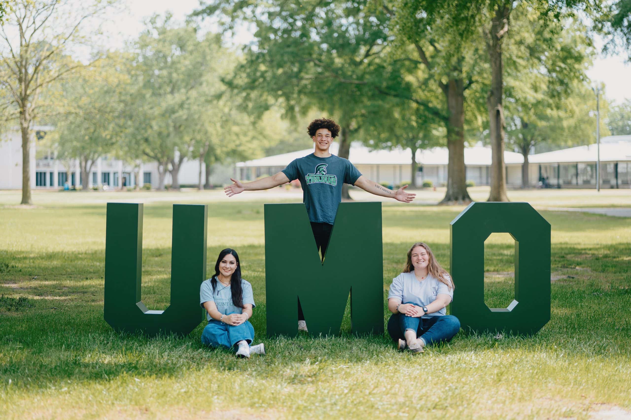 University of Mount Olive Colleges of Distinction Profile