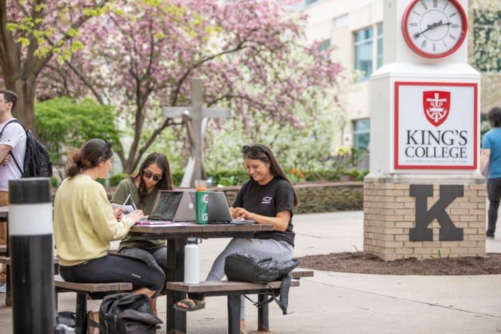 King's College students studying on campus